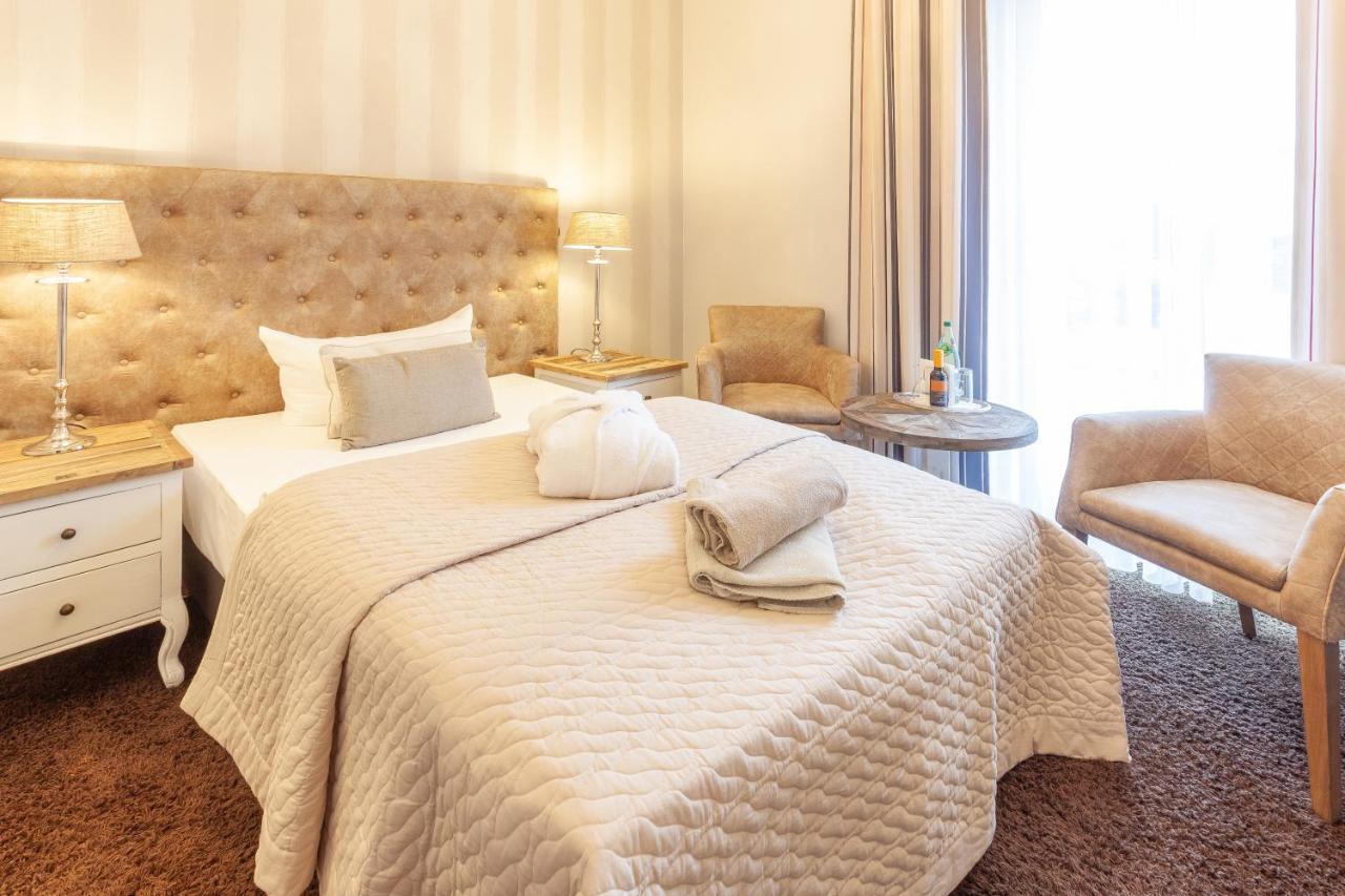 Hotel Vier Jahreszeiten Binz - Adults Only Екстериор снимка